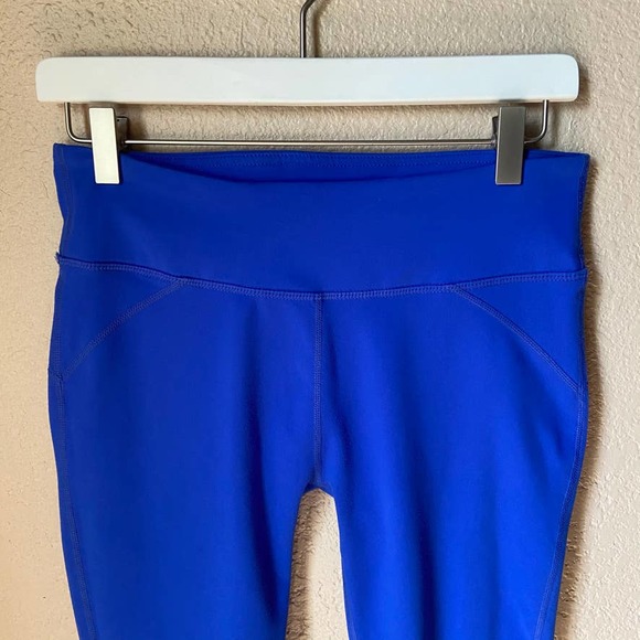 Fabletics Lima Capri Powerhold Leggings - Picture 5 of 11